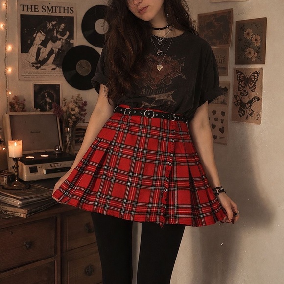 Vintage Red Plaid Tartan Kilt Billie Skirt Sz-OS Schoolgirl Y2K MallGoth Preppy - Picture 3 of 13